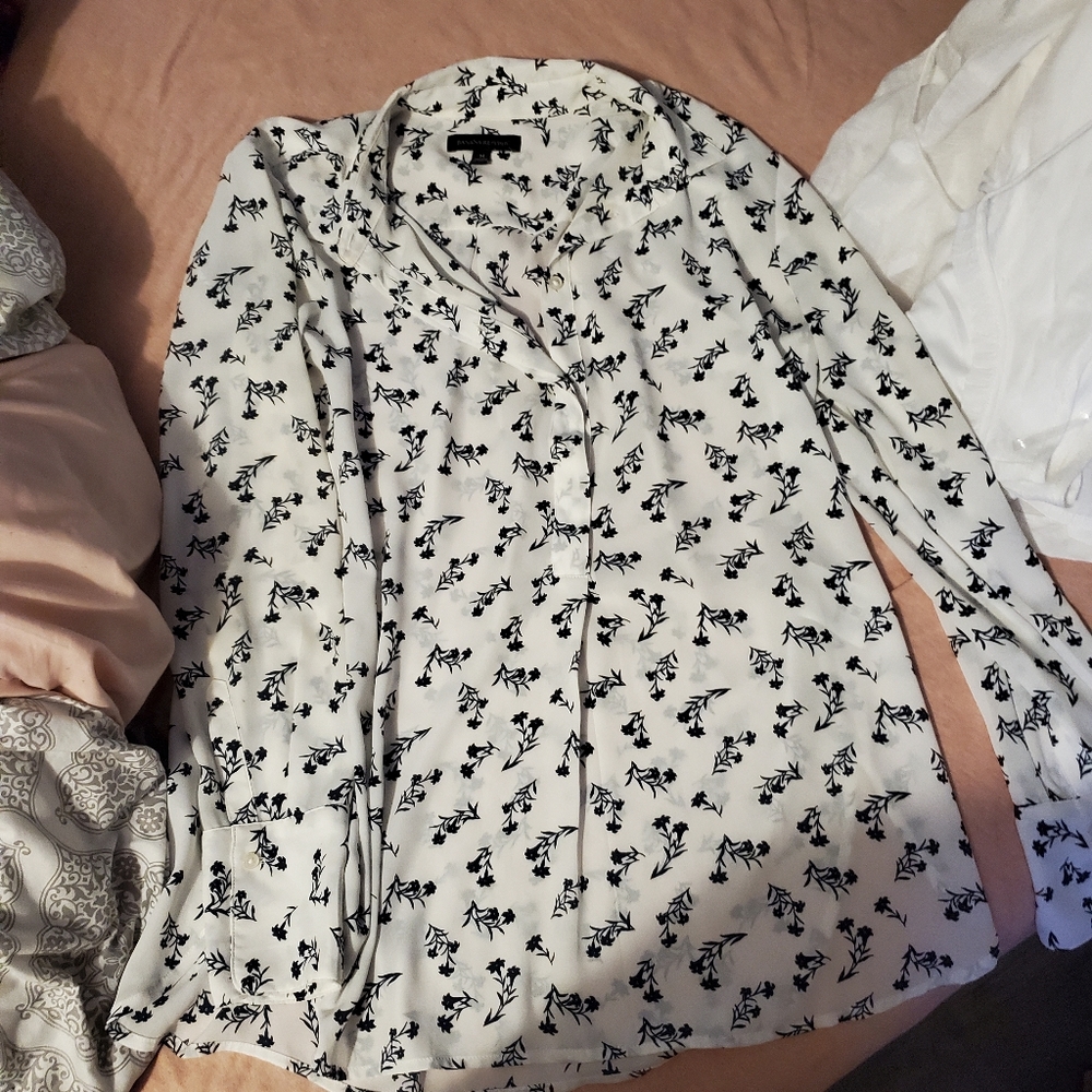 Banana Republic top